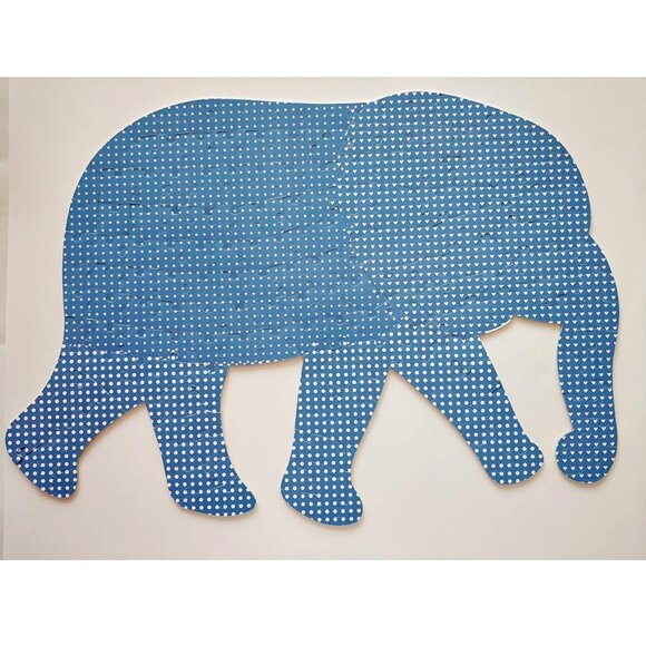 Elephant Shaped Puzzle 200 Pcs Forest World Colorful Animal Design - Picture 4 of 5